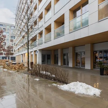 Elegant With Balcony & Bathtub Wola By Renters Daire