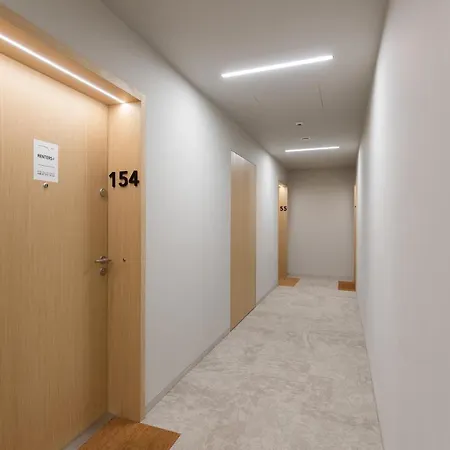 Elegant With Balcony & Bathtub Wola By Renters Varšava